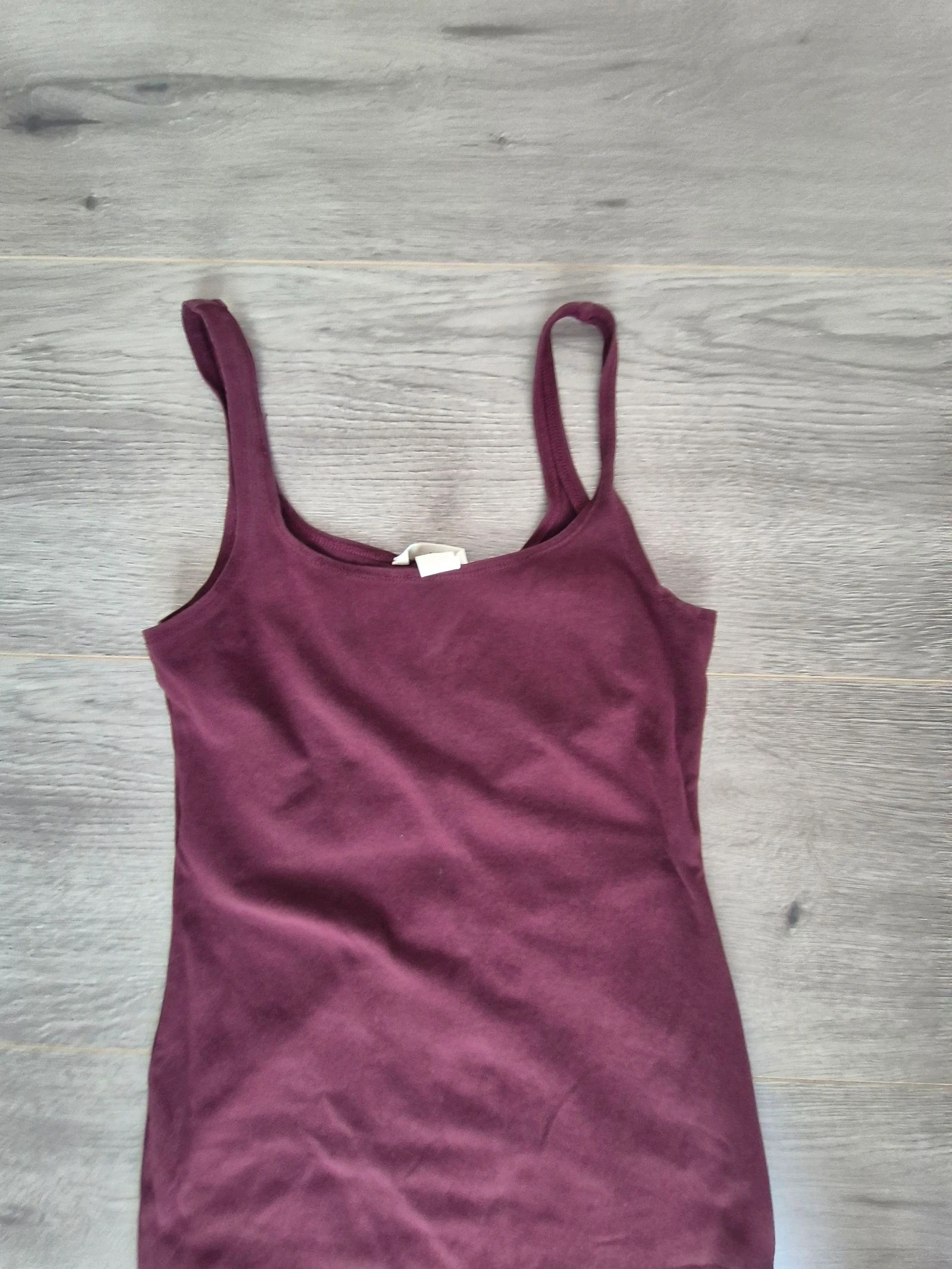 H&M Basic Vestido Midi Bodycon Bordô com Alças | Tamanho P – photo 2